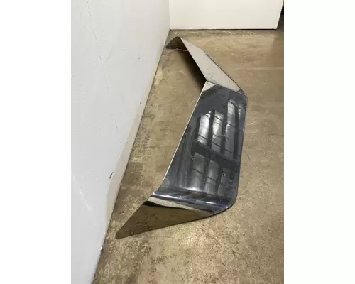 PETERBILT 386 Sun Visor (External)