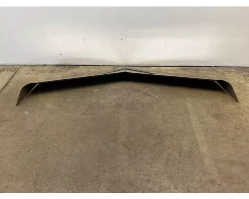 PETERBILT 386 Sun Visor (External)