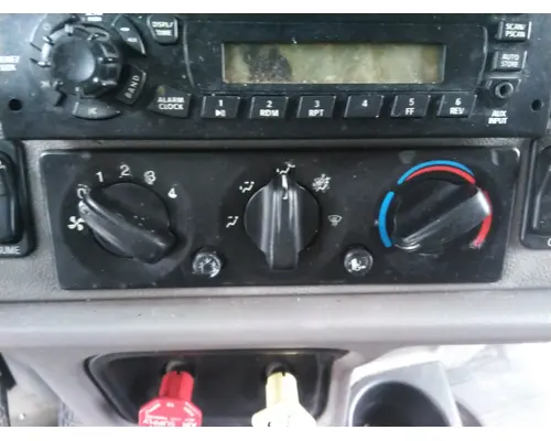 PETERBILT 386 TEMPERATURE CONTROL