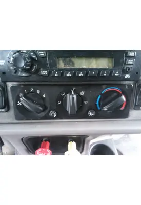 PETERBILT 386 TEMPERATURE CONTROL