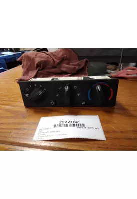 PETERBILT 386 TEMPERATURE CONTROL