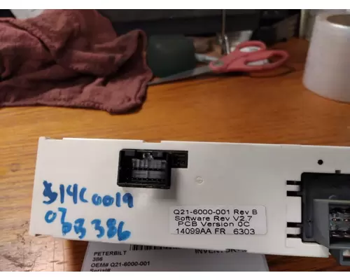 PETERBILT 386 TEMPERATURE CONTROL