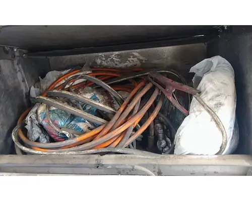 PETERBILT 386 TOOL BOX