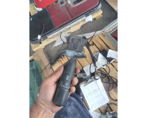 PETERBILT 386 TURN SIGNAL SWITCH