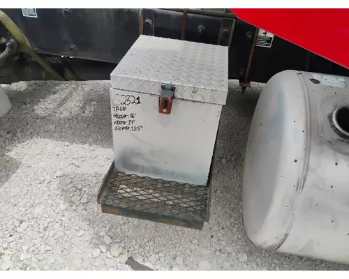PETERBILT 386 Tool Box