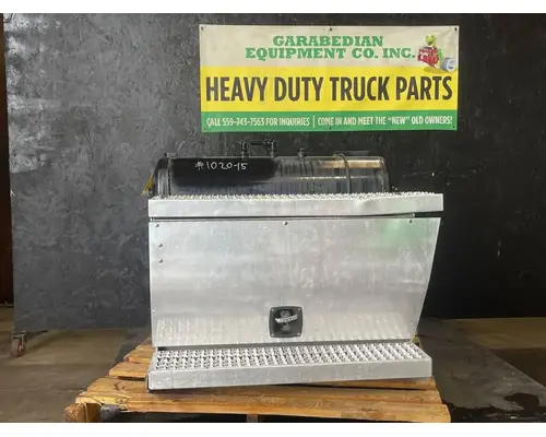 PETERBILT 386 Tool Box
