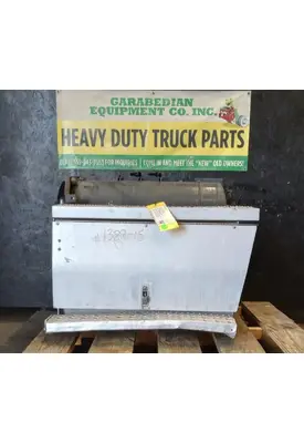 PETERBILT 386 Tool Box