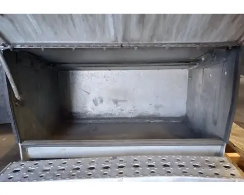 PETERBILT 386 Tool Box