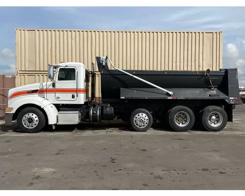 PETERBILT 386 Vehicle For Sale