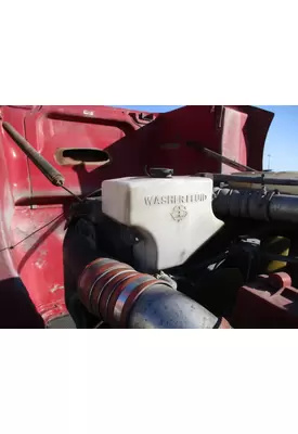PETERBILT 386 WINDSHIELD WASHER RESERVOIR