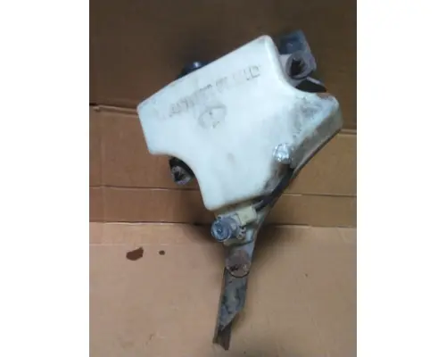 PETERBILT 386 WINDSHIELD WASHER RESERVOIR