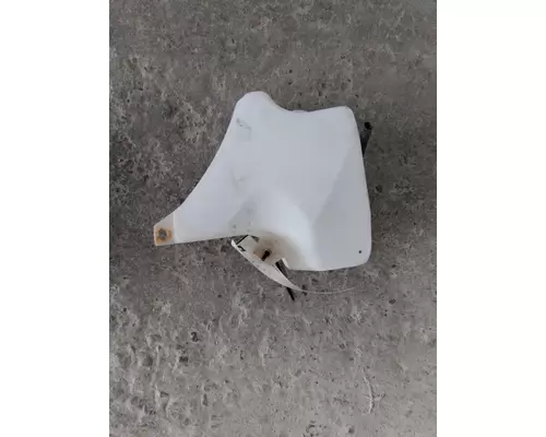 PETERBILT 386 WINDSHIELD WASHER RESERVOIR