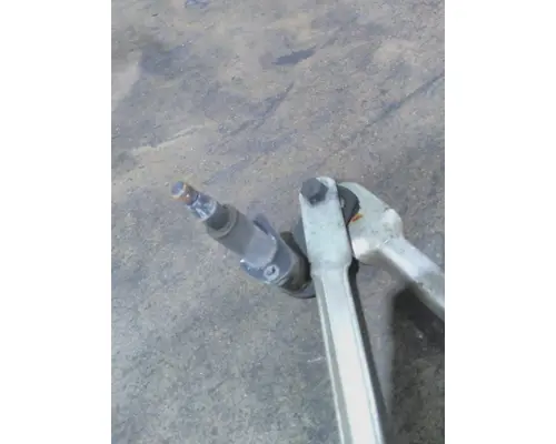 PETERBILT 386 WINDSHIELD WIPER ASSEMBLY