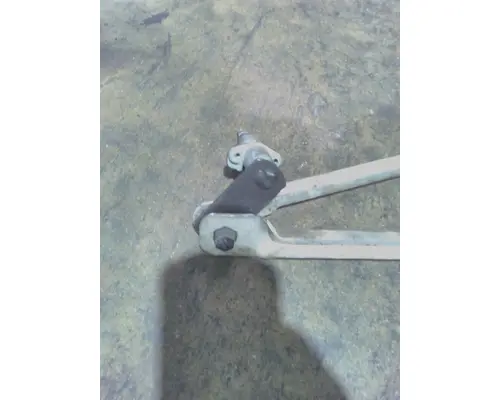 PETERBILT 386 WINDSHIELD WIPER ASSEMBLY