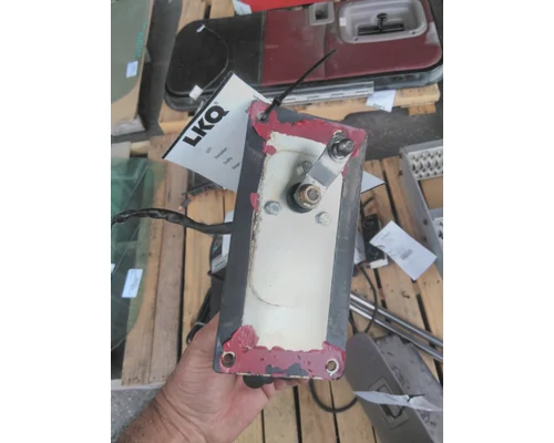PETERBILT 386 WINDSHIELD WIPER MOTOR