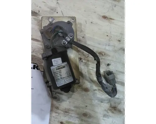 PETERBILT 386 WINDSHIELD WIPER MOTOR