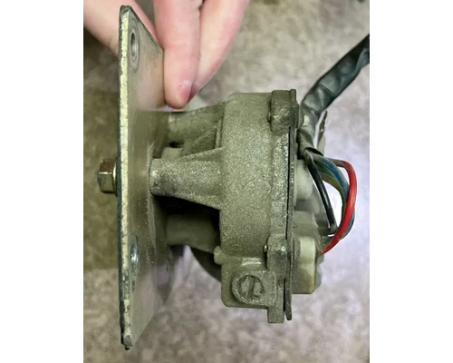PETERBILT 386 Windshield, Wiper Motor