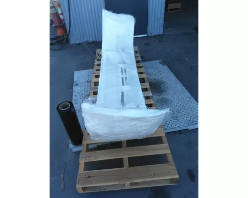 PETERBILT 387 1999-2001 BUMPER ASSEMBLY, FRONT