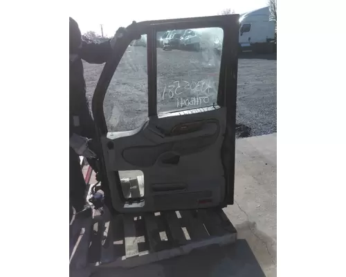 PETERBILT 387 1999-2011 DOOR ASSEMBLY, FRONT
