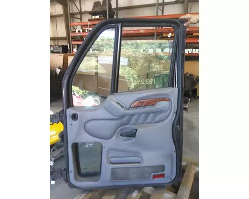 PETERBILT 387 1999-2011 DOOR ASSEMBLY, FRONT
