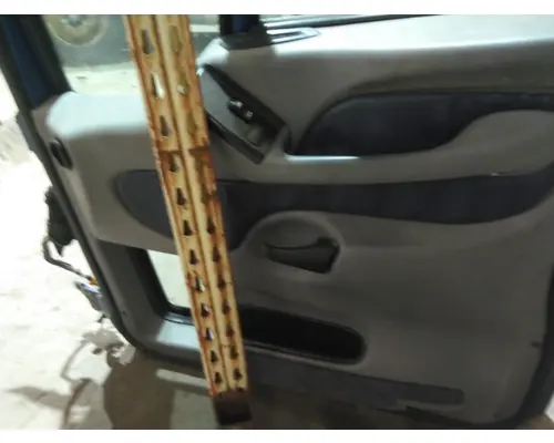 PETERBILT 387 1999-2011 DOOR ASSEMBLY, FRONT