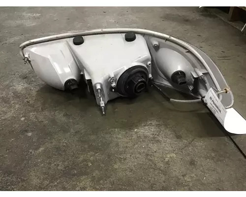 PETERBILT 387 1999-2011 HEADLAMP ASSEMBLY