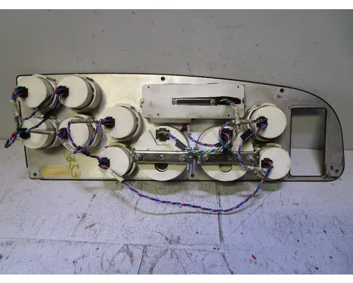 PETERBILT 387_Q43-6015-21A15 Speedometer