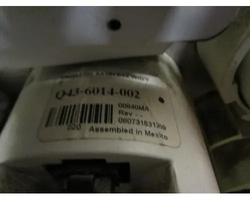 PETERBILT 387_Q436014-002 Tachometer