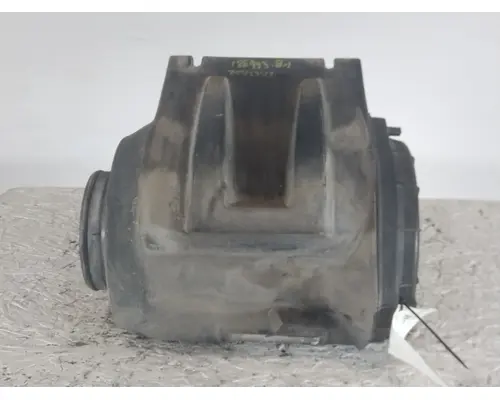 PETERBILT 387 AIR CLEANER