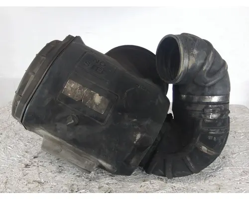 PETERBILT 387 AIR CLEANER