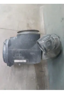 PETERBILT 387 AIR CLEANER