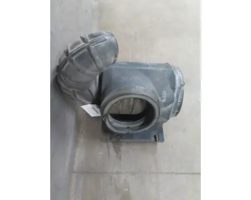 PETERBILT 387 AIR CLEANER