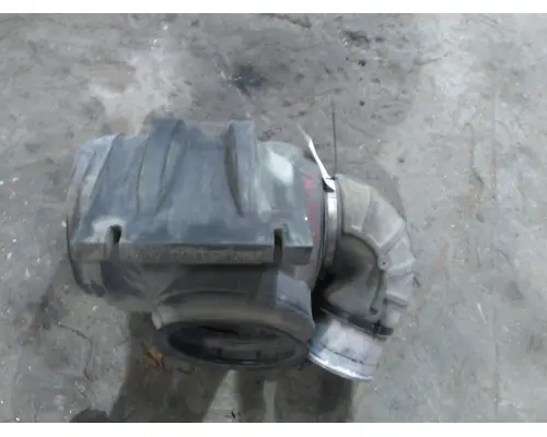 PETERBILT 387 AIR CLEANER