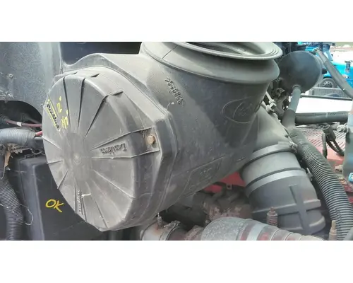 PETERBILT 387 AIR CLEANER