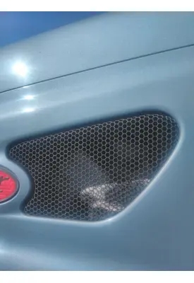 PETERBILT 387 AIR INTAKE LOUVER/COVER