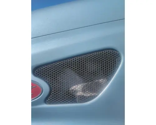 PETERBILT 387 AIR INTAKE LOUVERCOVER
