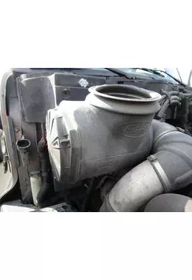 PETERBILT 387 Air Cleaner