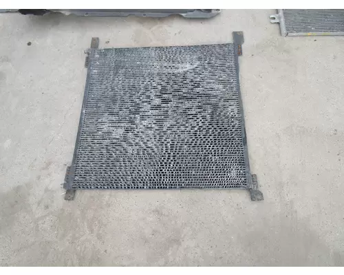 PETERBILT 387 Air Conditioner Condenser
