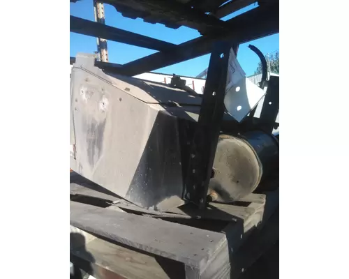 PETERBILT 387 BATTERY BOX