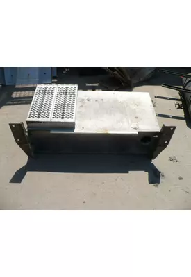 PETERBILT 387 BATTERY BOX