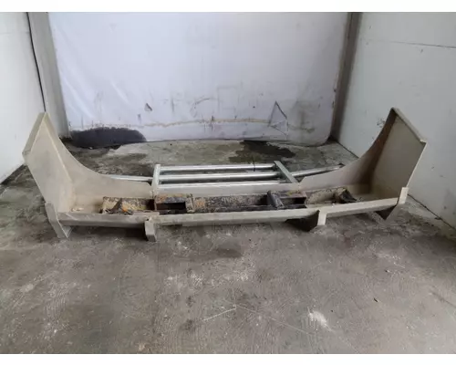 PETERBILT 387 BUMPER BRUSH GUARD