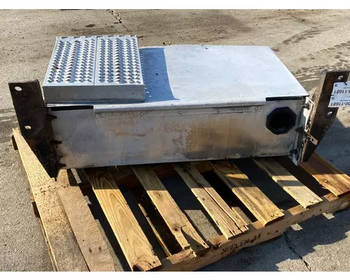 PETERBILT 387 Battery Box