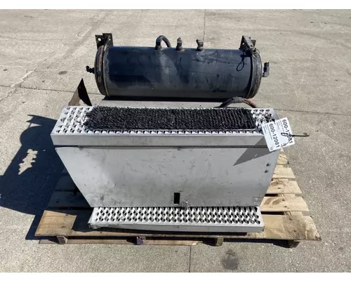 PETERBILT 387 Battery Box