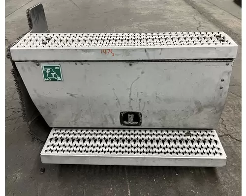 PETERBILT 387 Battery Box