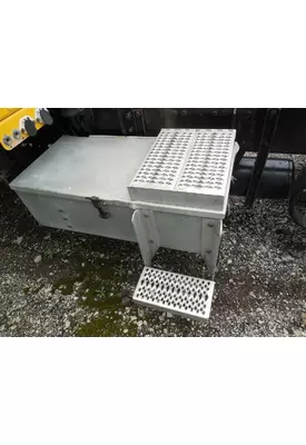 PETERBILT 387 Battery Box