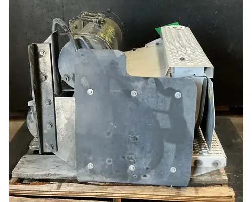 PETERBILT 387 Battery Boxes