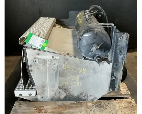 PETERBILT 387 Battery Boxes