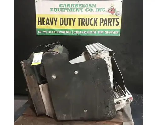 PETERBILT 387 Battery Boxes