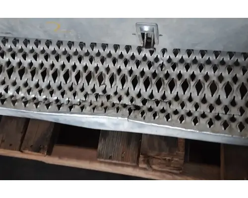 PETERBILT 387 Battery Boxes