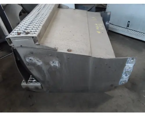 PETERBILT 387 Battery Tray